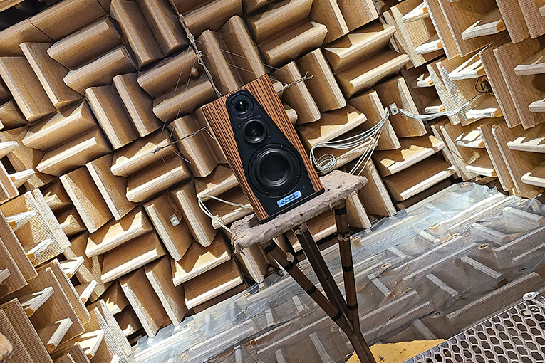 Anechoic chamber