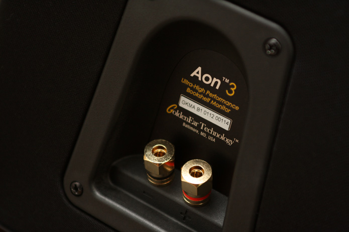 GoldenEar Aon 3 rear panel