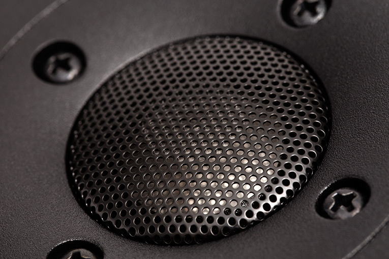 Axiom Audio M100 tweeter close-up