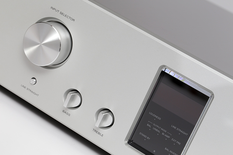 Luxman C-900u