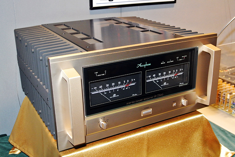 Accuphase